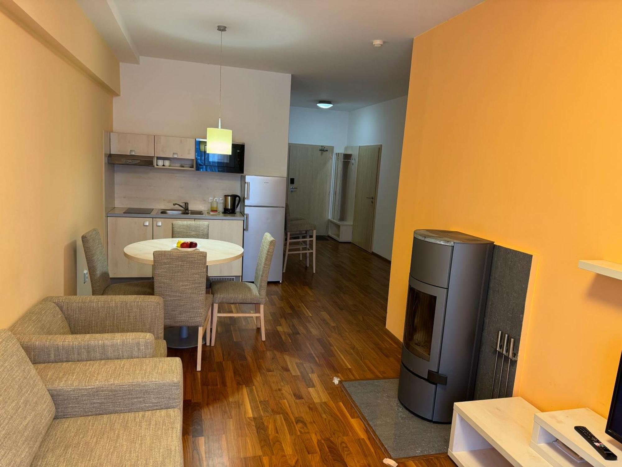 Apartment With Mountain View In Hotel Crocus, Štrbské Pleso מראה חיצוני תמונה