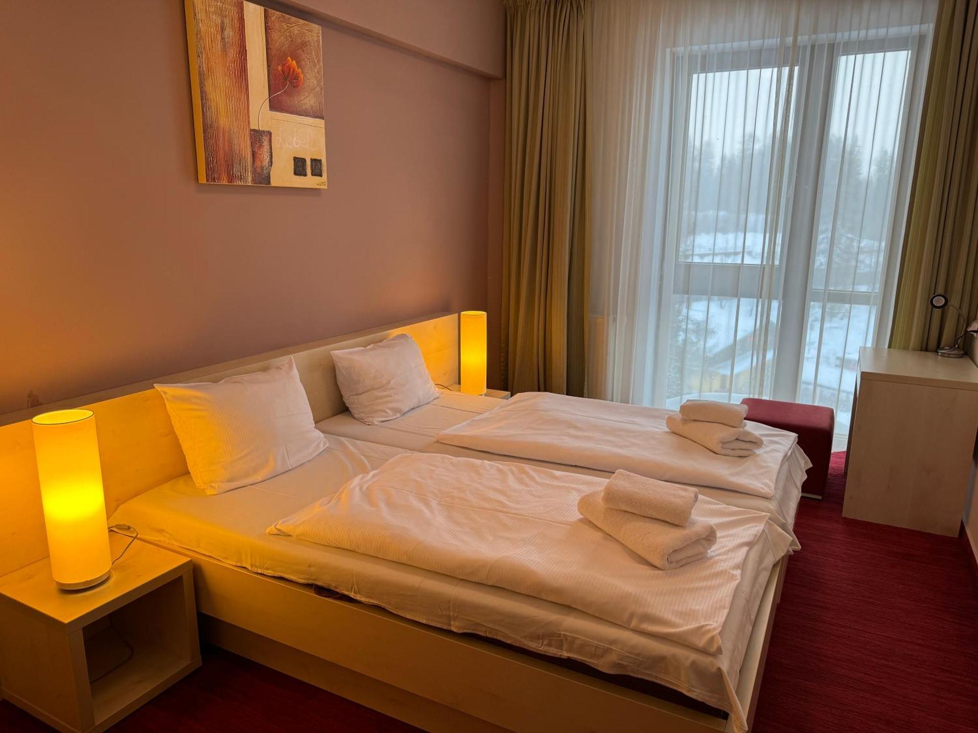 Apartment With Mountain View In Hotel Crocus, Štrbské Pleso מראה חיצוני תמונה